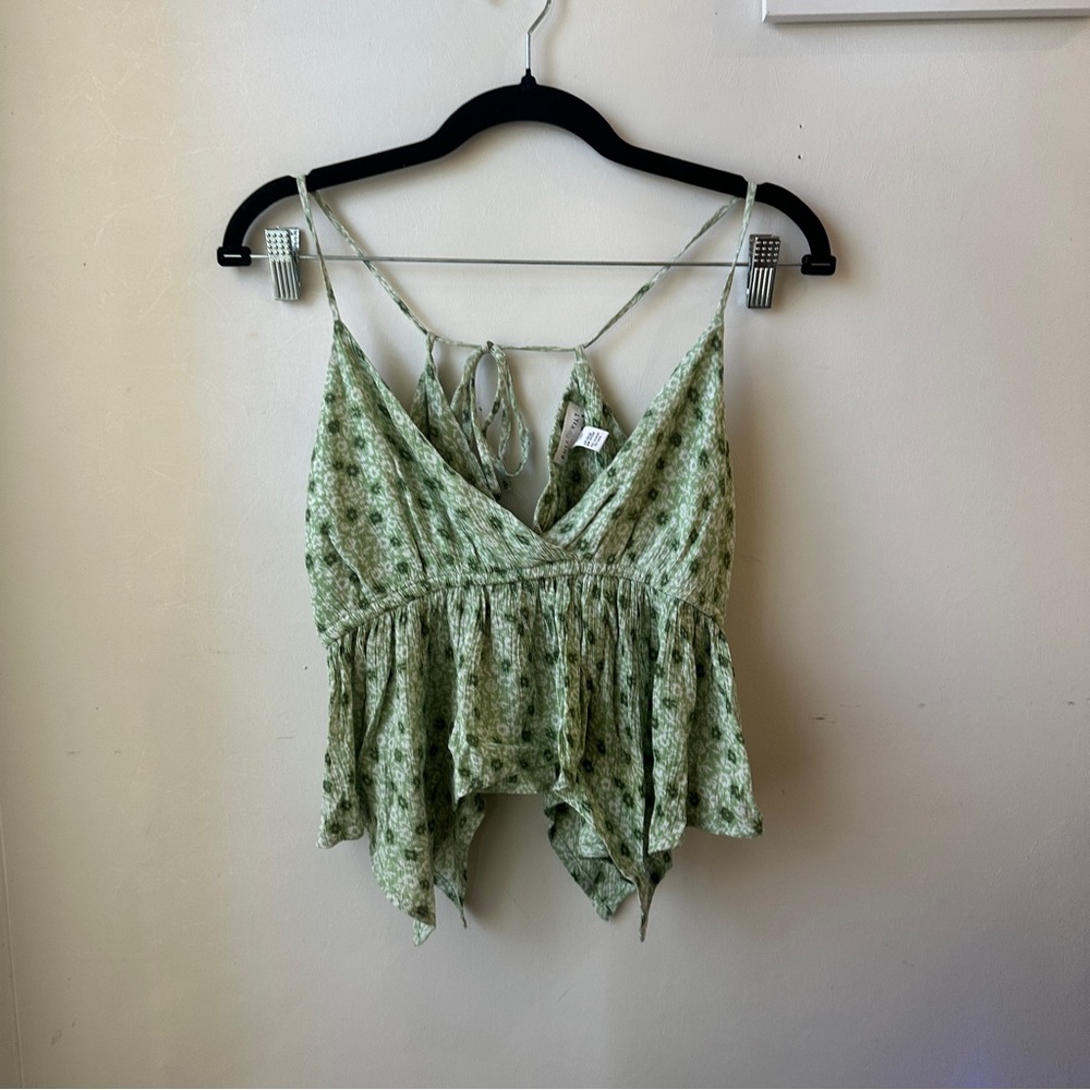 Full Tilt Green Floral Tie-Back Peplum Camisole